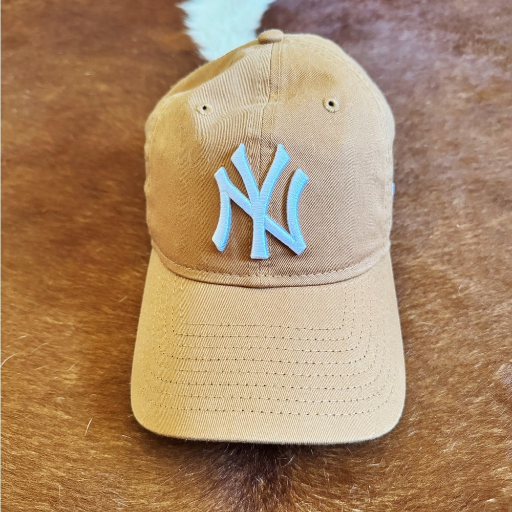 NEW ERA | New York Yankees Tan and Cream Cap